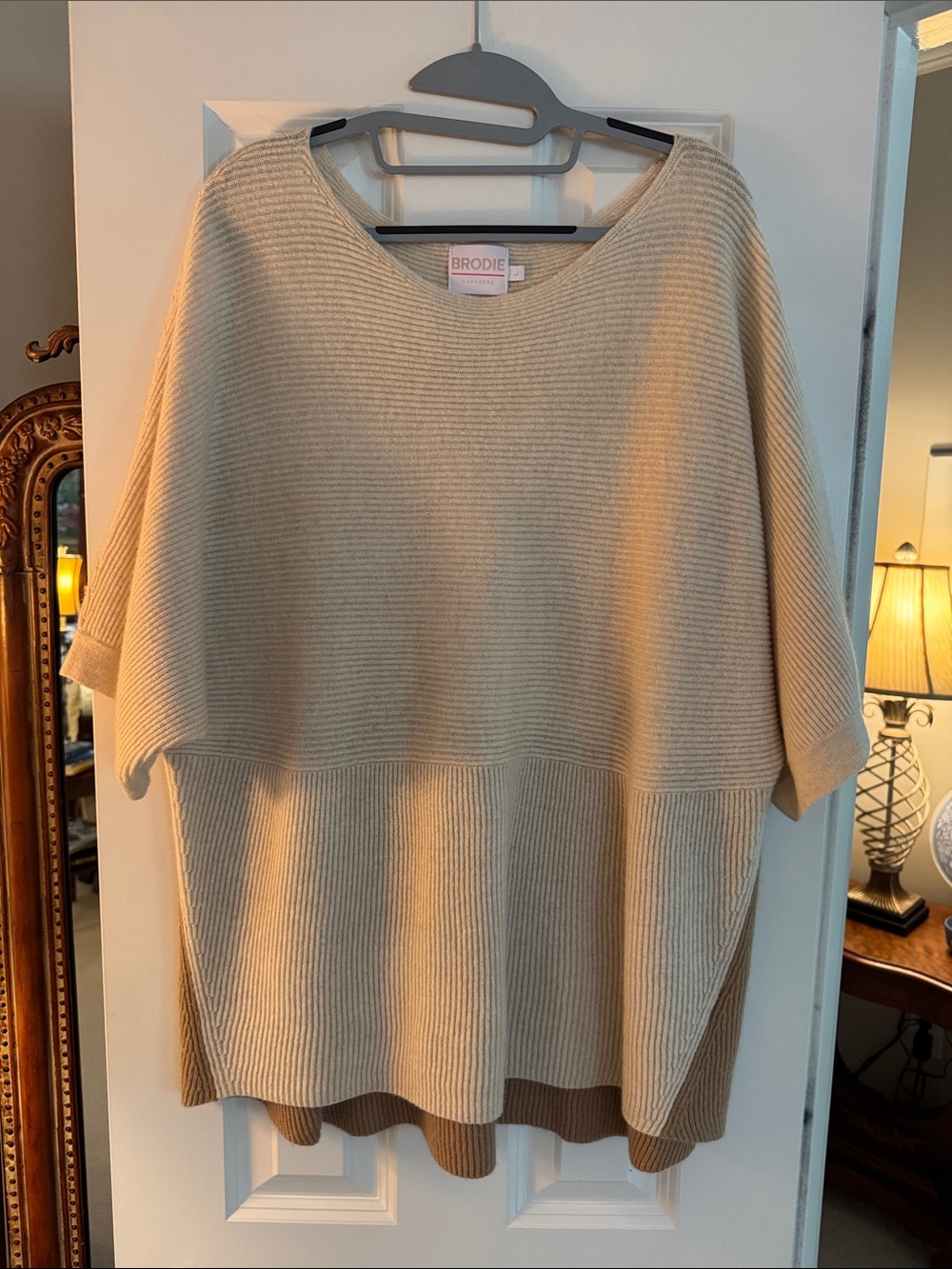 Brodie Cream Ribbed Short-Sleeve Cashmere Sweater